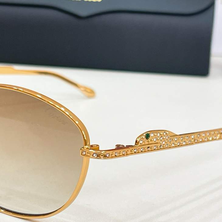 Picture of Cartier Sunglasses _SKUfw80235843fw